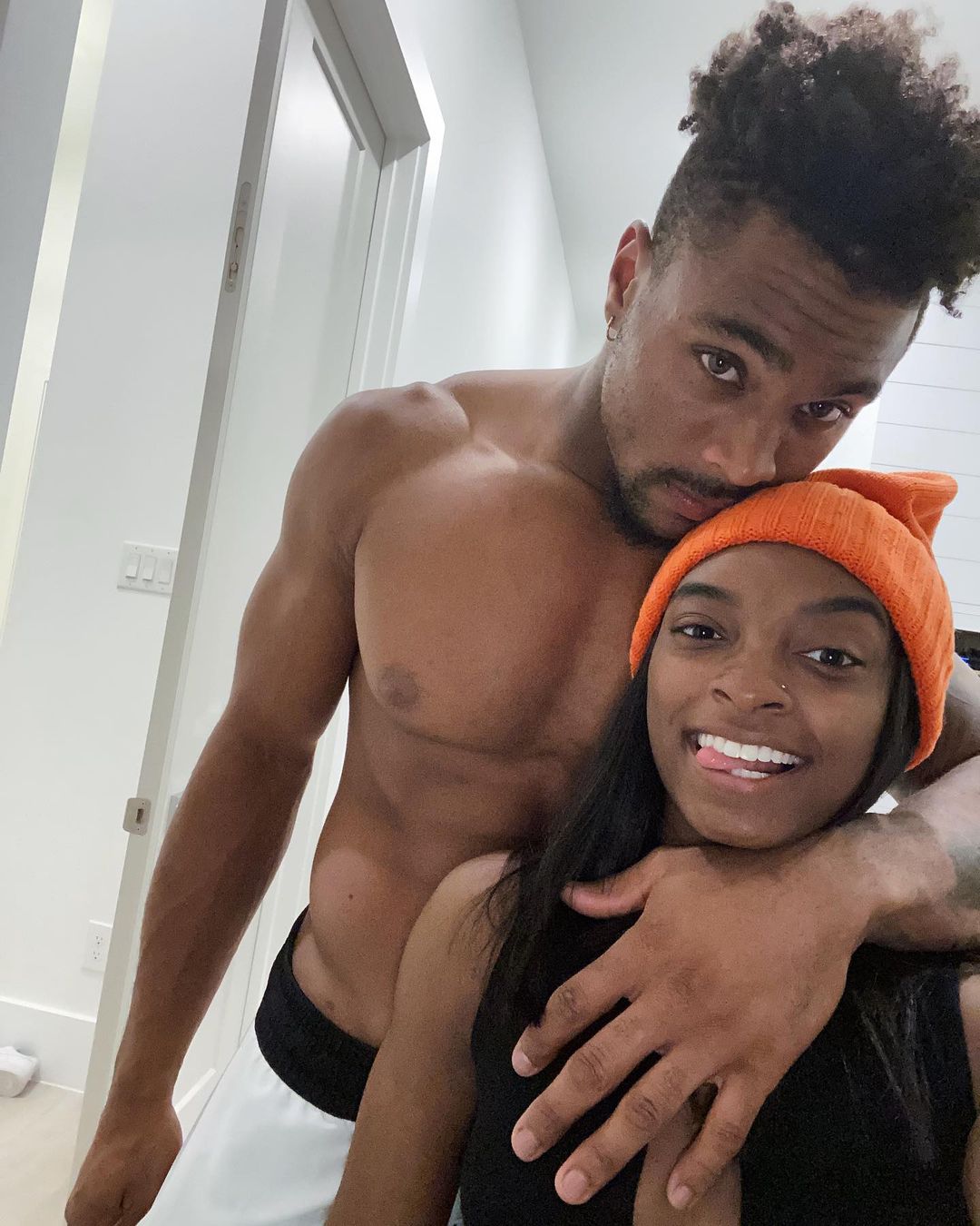 Simone-Biles-Jonathan-Owens-Cutest-Photos-11.jpg?fit=800%2C1000&quality=86&strip=all