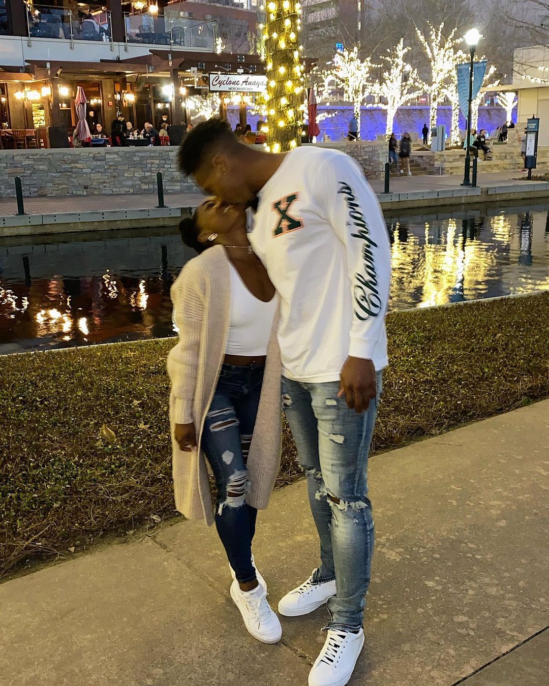 Olympian Simone Biles Shares Pics Of Her And BF Texans Safety Jonathan Owens'  Vacation – BlackSportsOnline