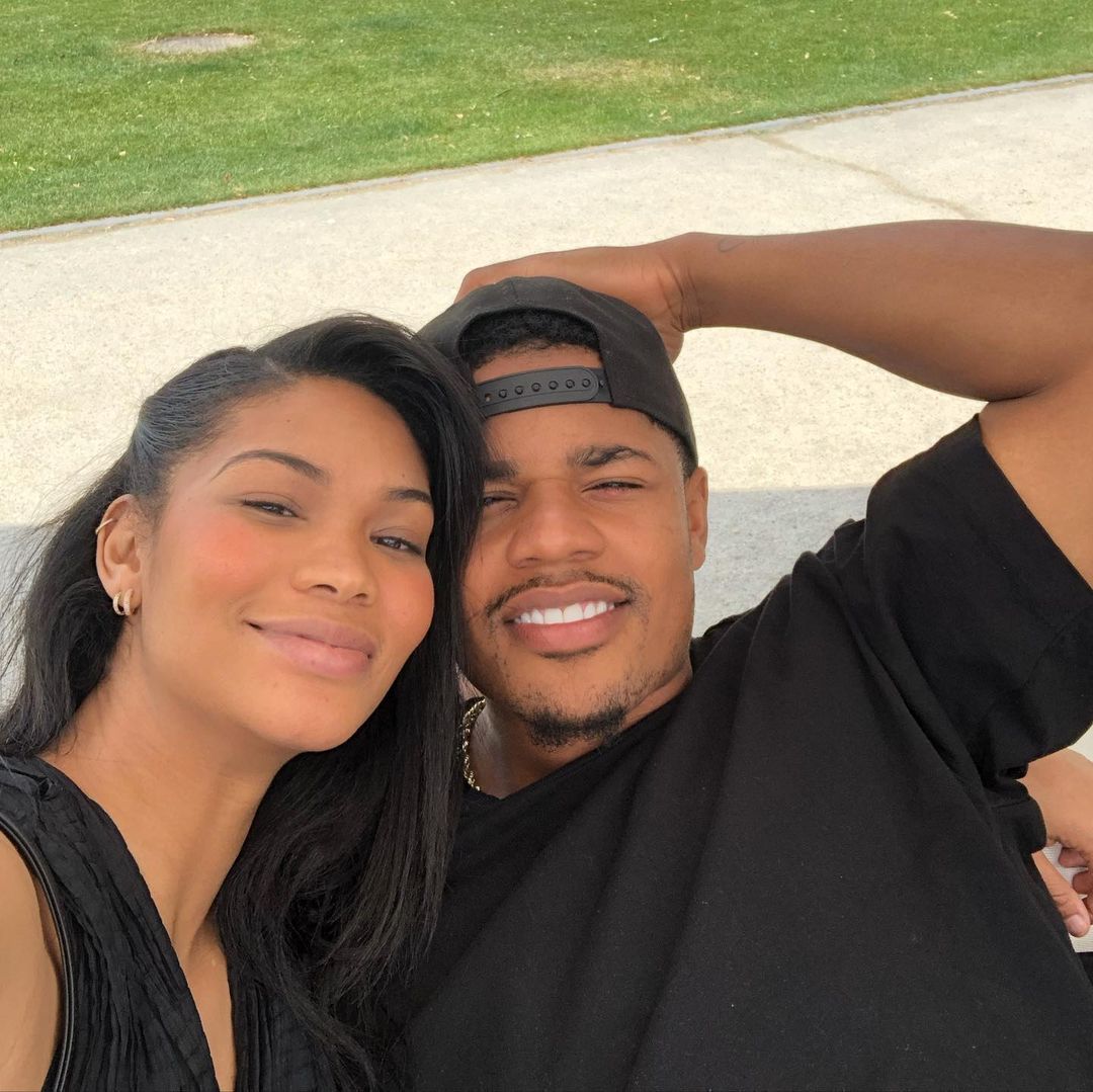 NFL Couples Cute Photos of Football Players and Their Wives