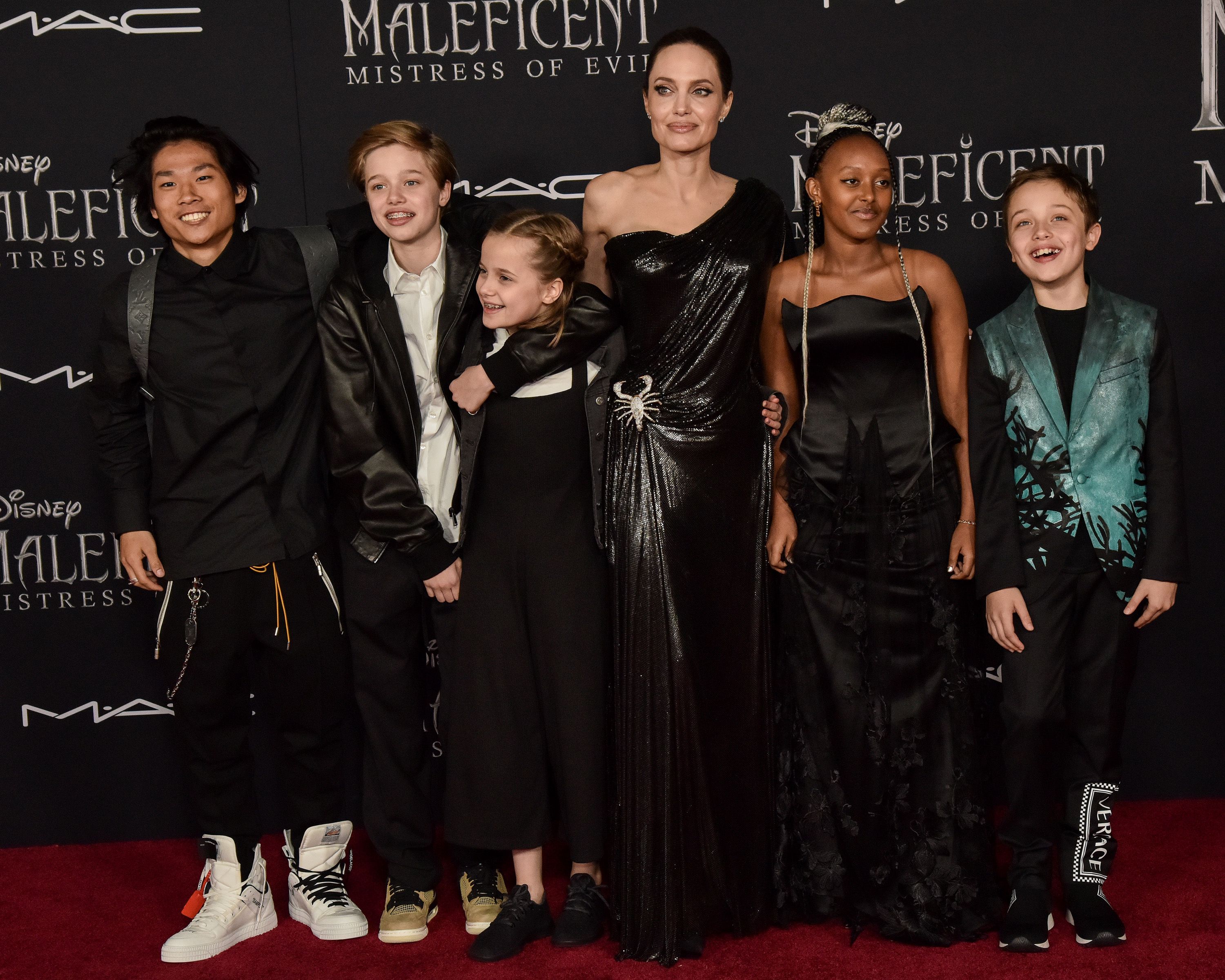 Angelina Jolie And Brad Pitt Kids Ages Shiloh Zahara More