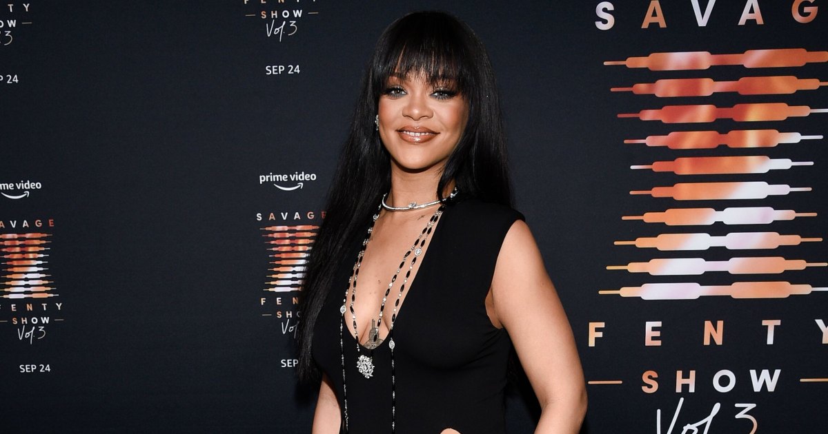 Rihanna Rocks Lingerie & Sexy Outfit At 'Savage X Fenty' Premiere