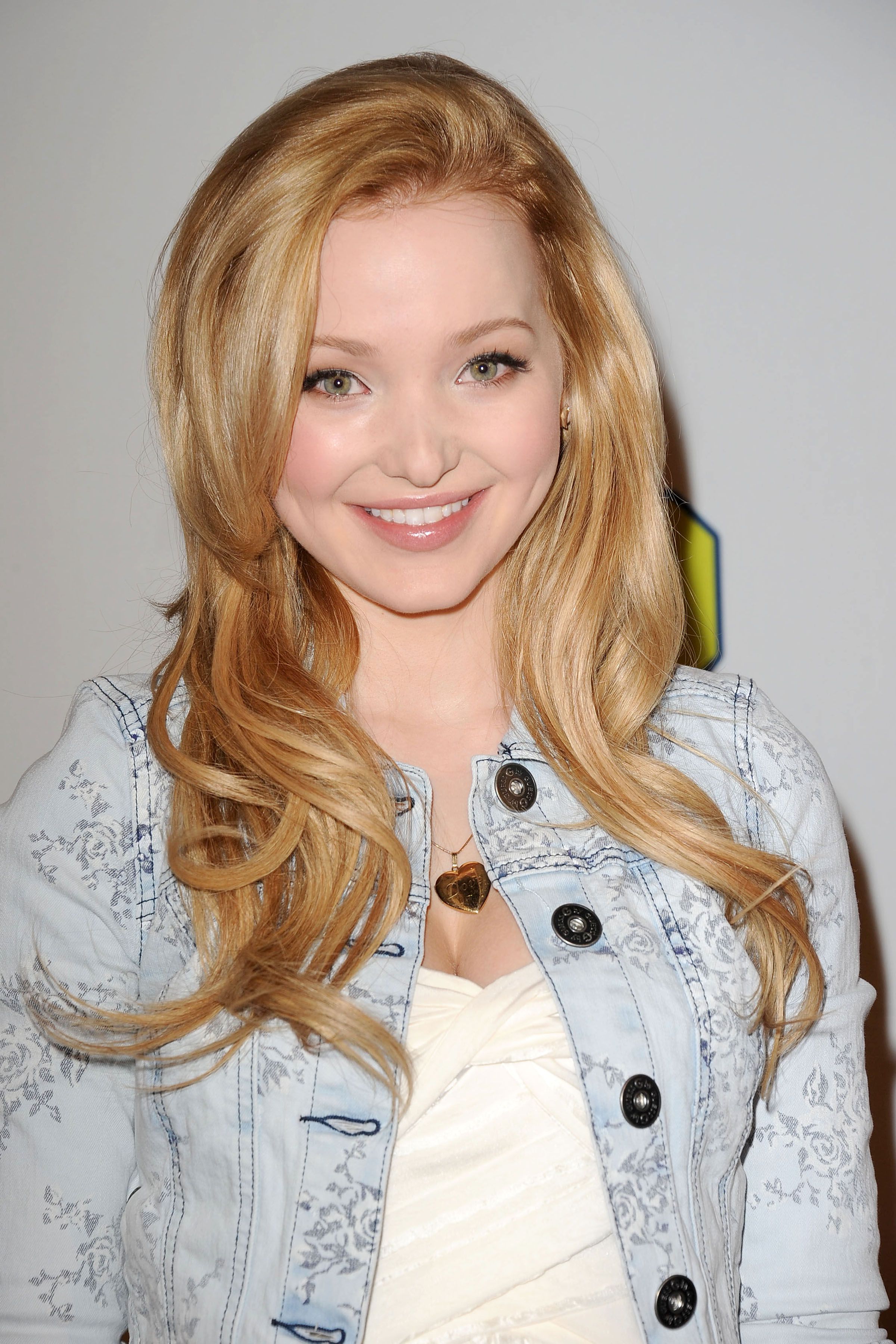 Did Dove Cameron Get Plastic Surgery? Then, Now Photos | Life & Style