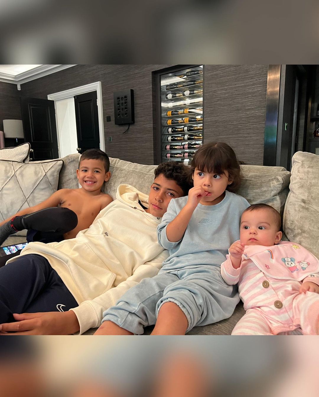 How Many Kids Does Cristiano Ronaldo Have Children s Guide Life