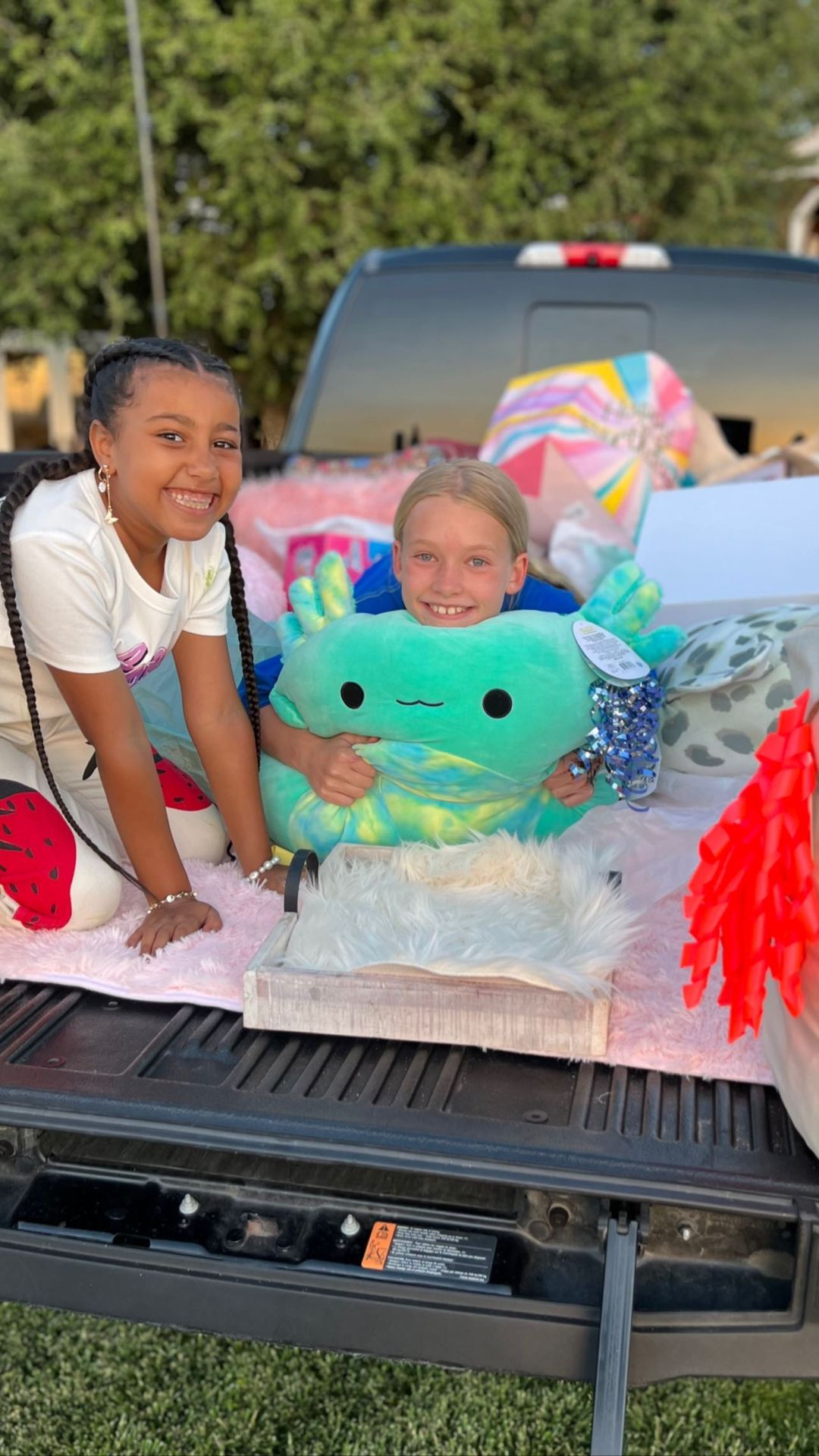 Inside Jessica Simpson's Daughter's 10th Birthday: See Photos