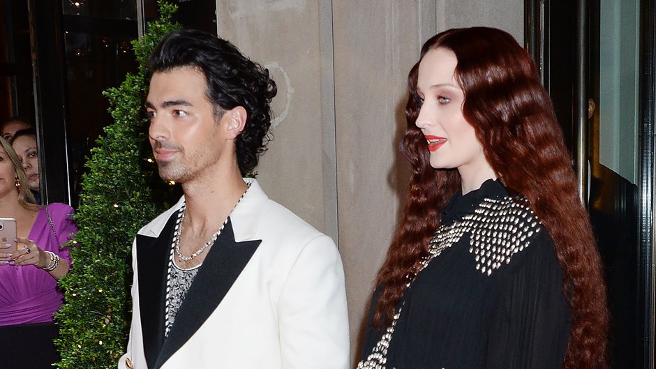 Sophie Turner Shows Off Baby Bump In Black Gown With Joe Jonas At