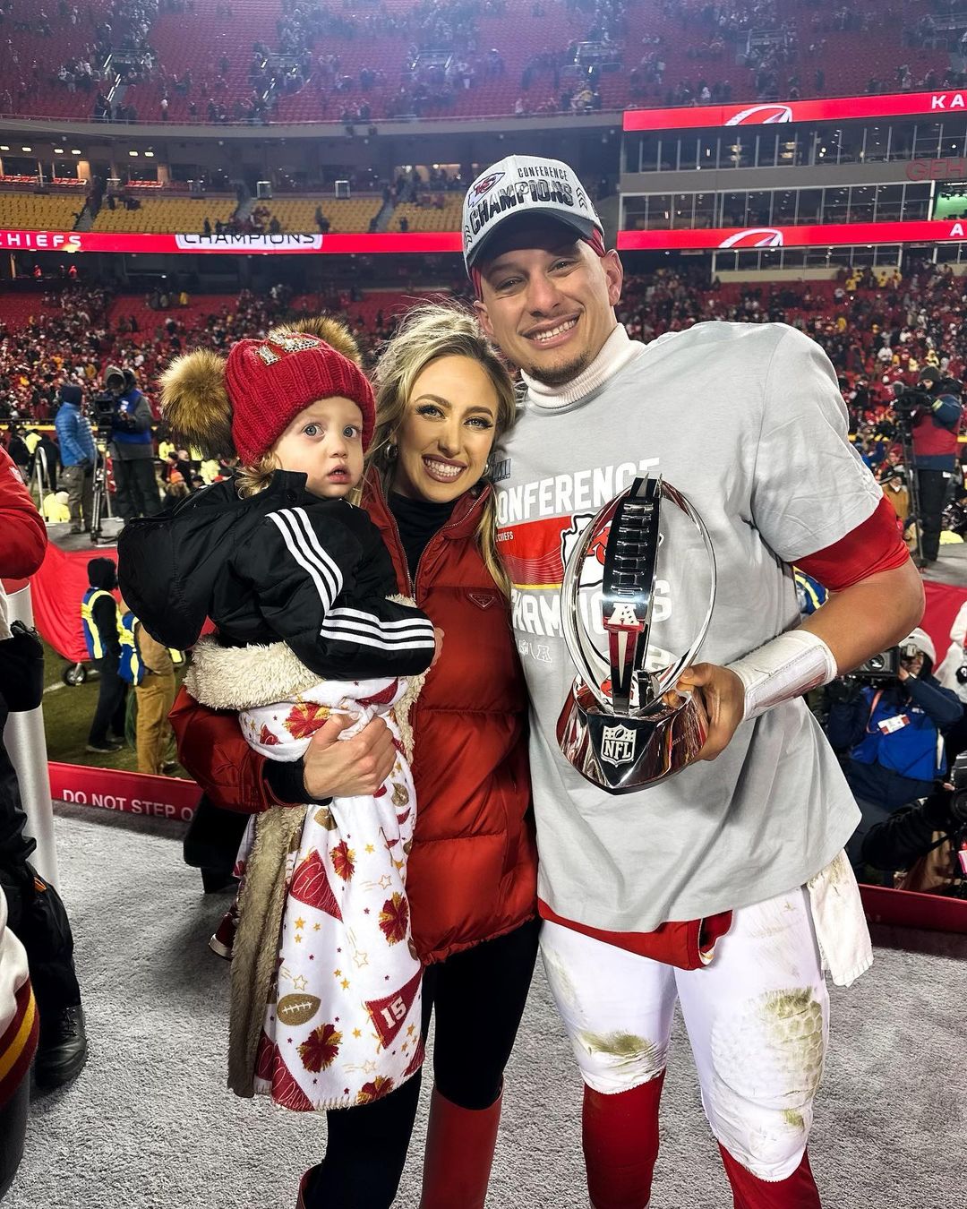 When did Patrick Mahomes propose to Brittany Matthews?