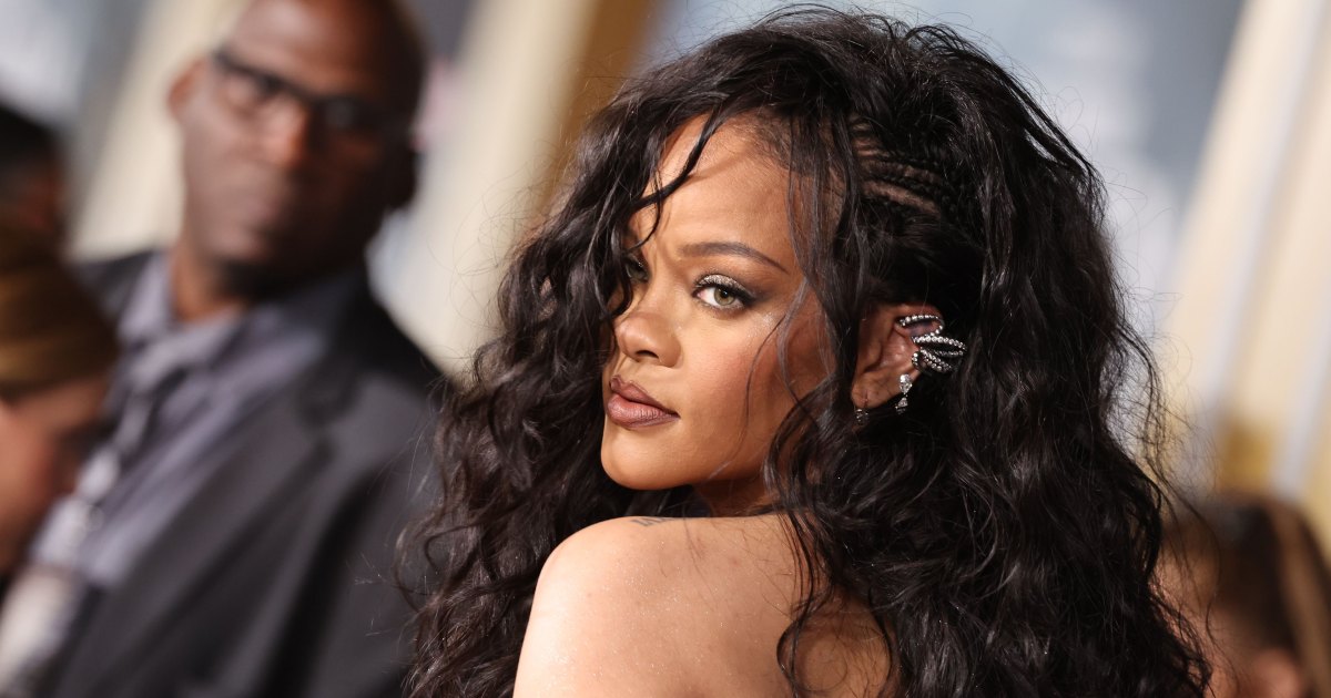 Porno Rihana 2019 - Rihanna Net Worth: How the Billionaire Makes Money