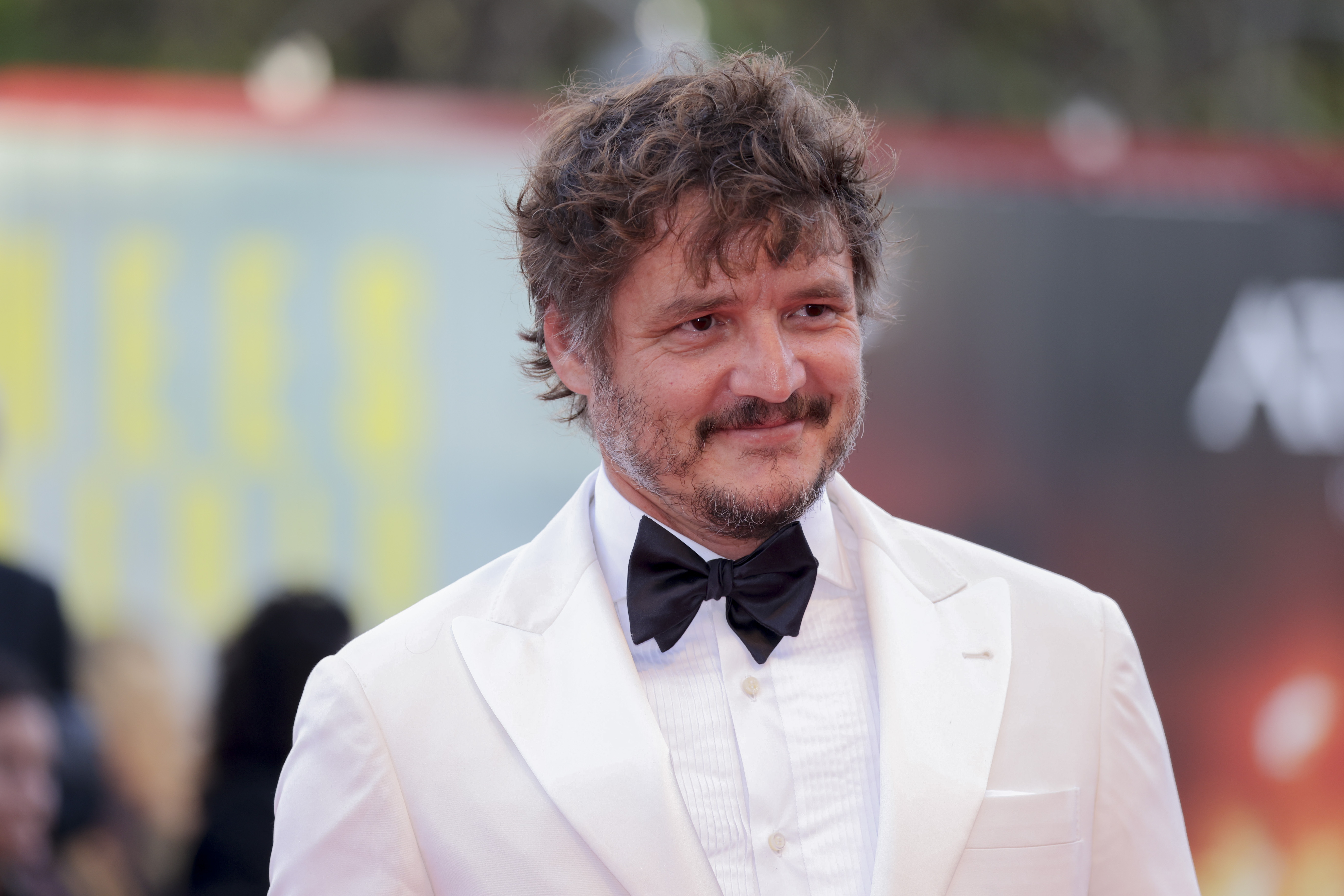 Pedro Pascal Cast as Joel in HBO's THE LAST OF US Series — GeekTyrant