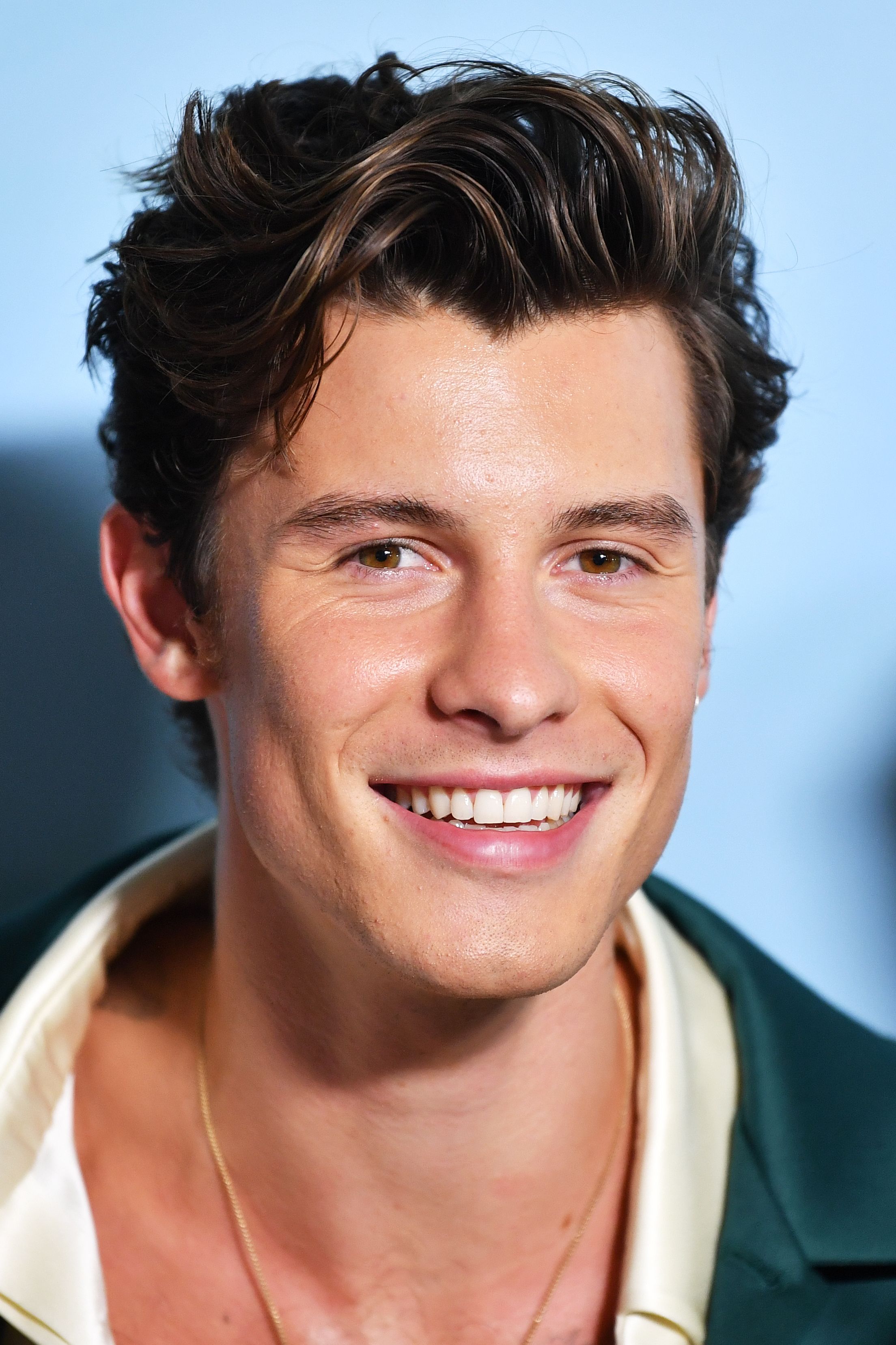 Shawn Mendes Debuts New Buzzed Hair Transformation for 2023