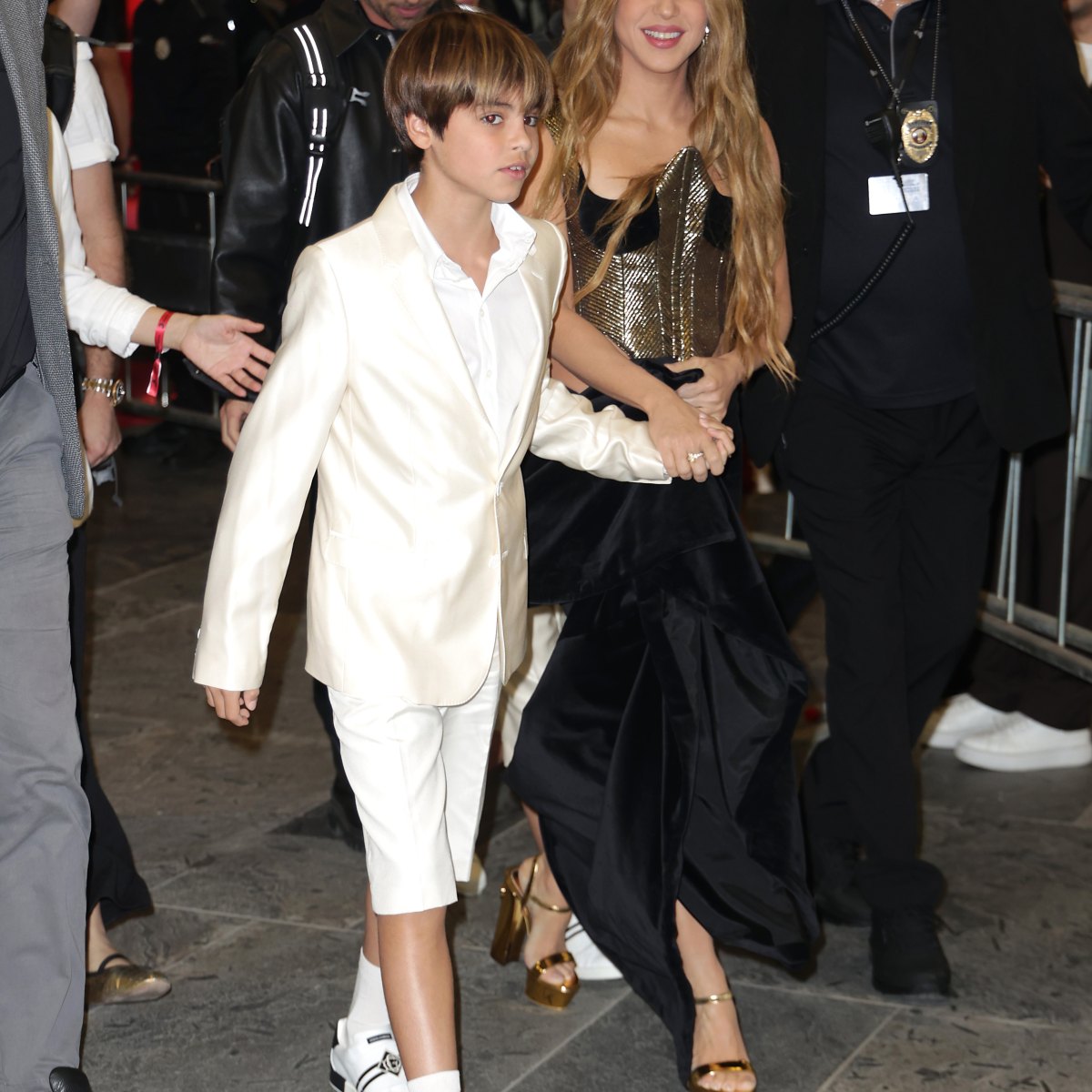 Shakira Photos With Her Sons: Pictures of Milan, Sasha Pique | Life & Style