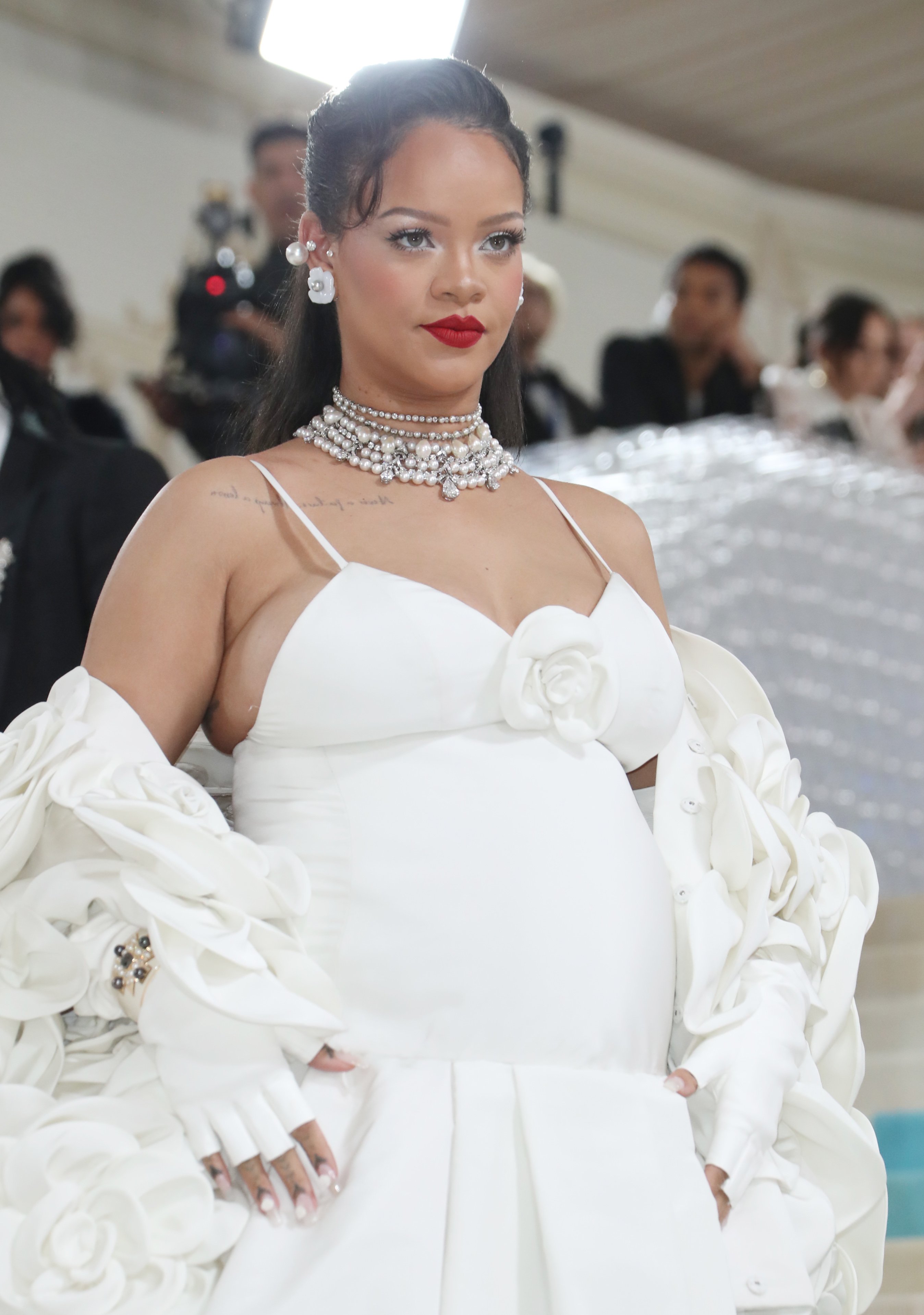Rihanna Pregnancy Style: Fashionable Maternity Outfits