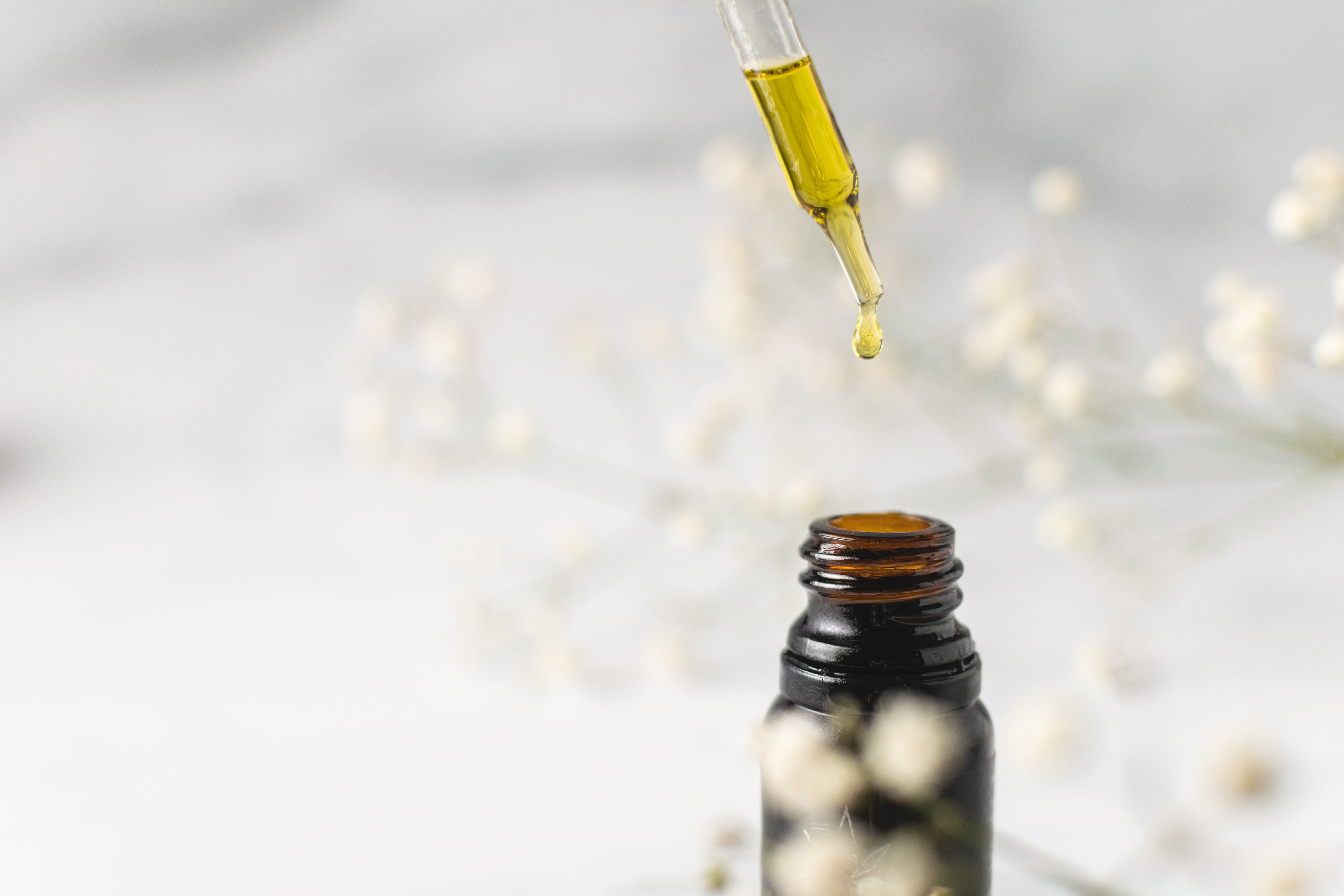 Best CBD Oil in 2023: 5 CBD Products for Sleep, Stress Relief & More - Life  & Style