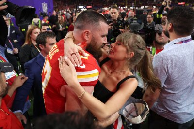 Taylor Swift and Travis Kelce Are ‘Eager to Walk Down the Aisle’: ‘The Wedding of the Century’